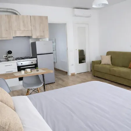 דירה Le Del Pastore, Monolocale Con Terrazza Privata E Parcheggio Facile, Vicino Al Centro *