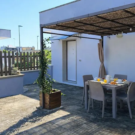 Apartament Le Del Pastore, Monolocale Con Terrazza Privata E Parcheggio Facile, Vicino Al Centro *