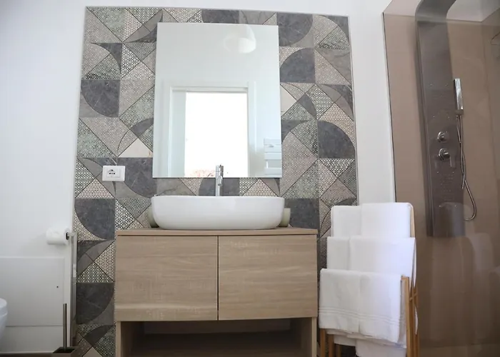 Le Del Pastore, Monolocale Con Terrazza Privata E Parcheggio Facile, Vicino Al Centro *