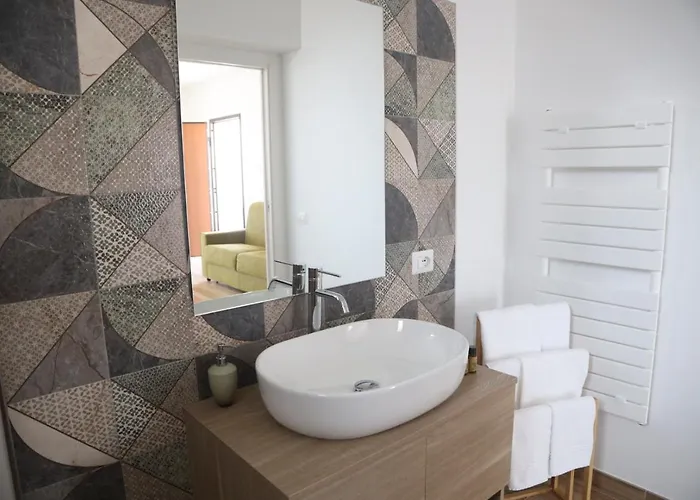 Le Del Pastore, Monolocale Con Terrazza Privata E Parcheggio Facile, Vicino Al Centro شقة ليتشي