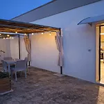 Apartamento Le Del Pastore, Monolocale Con Terrazza Privata E Parcheggio Facile, Vicino Al Centro