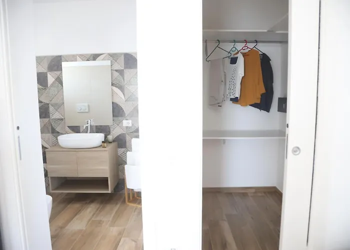 Le Del Pastore, Monolocale Con Terrazza Privata E Parcheggio Facile, Vicino Al Centro Lejlighed *