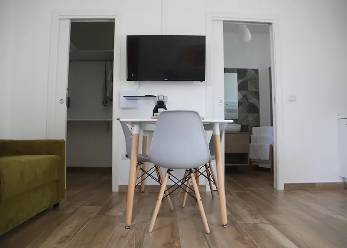 Lejlighed Le Del Pastore, Monolocale Con Terrazza Privata E Parcheggio Facile, Vicino Al Centro