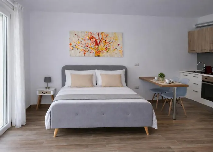 Le Del Pastore, Monolocale Con Terrazza Privata E Parcheggio Facile, Vicino Al Centro Appartement Lecce
