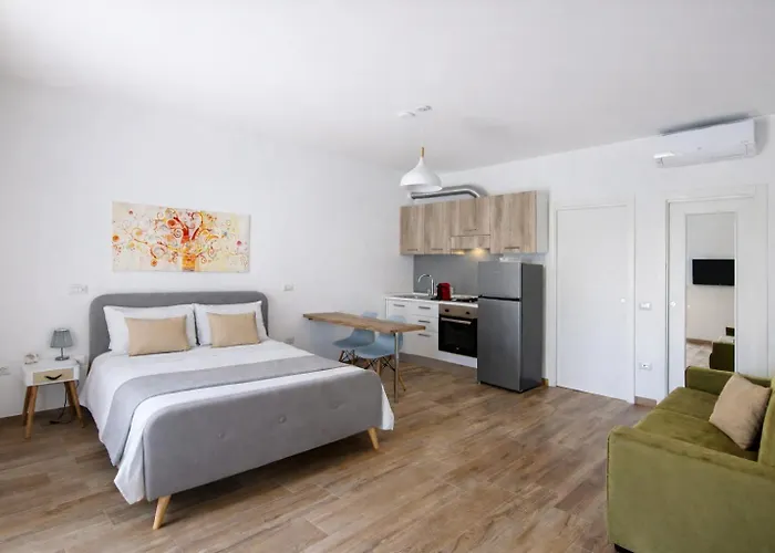 Le Del Pastore, Monolocale Con Terrazza Privata E Parcheggio Facile, Vicino Al Centro Appartement *