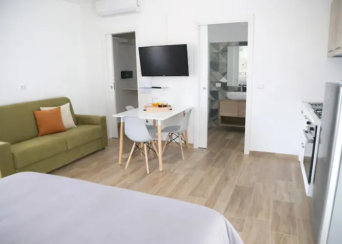 Le Del Pastore, Monolocale Con Terrazza Privata E Parcheggio Facile, Vicino Al Centro